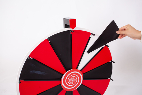 Card slot type prize wheel with plastic base 